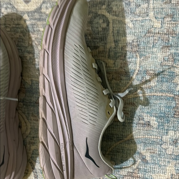 Hoka Gray Rincon3 - Picture 4 of 8